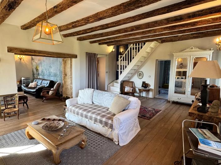 Image No.20-6 Bed House for sale