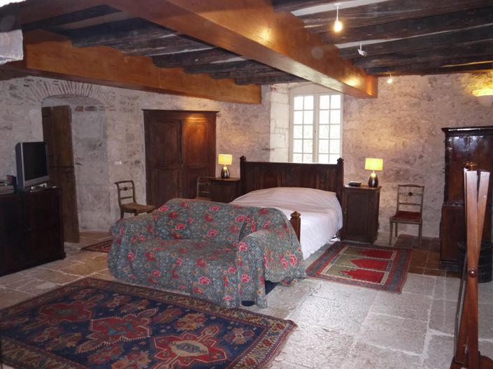 Image No.10-9 Bed House for sale