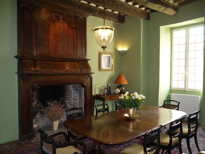 Image No.11-9 Bed House for sale