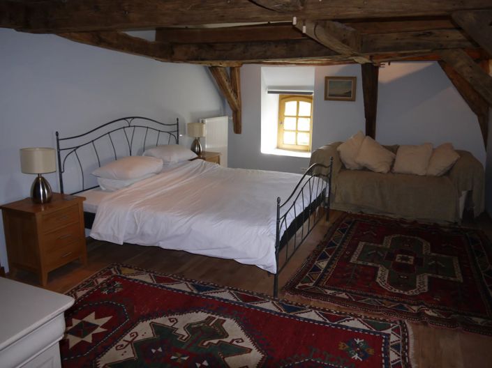 Image No.15-9 Bed House for sale