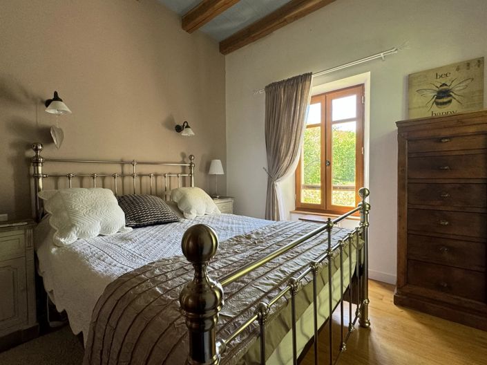 Image No.17-4 Bed House for sale