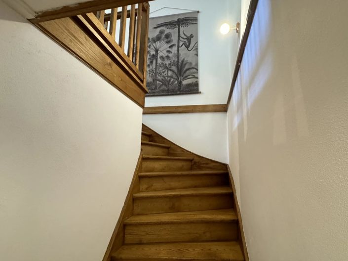 Image No.25-4 Bed House for sale