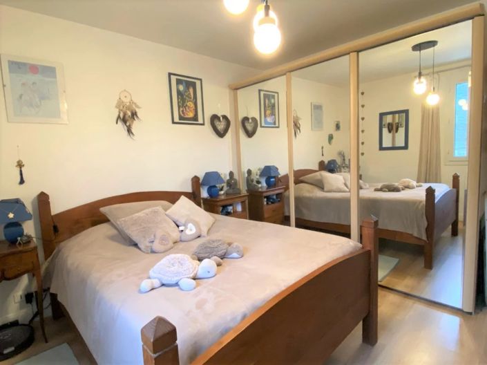 Image No.13-3 Bed House for sale