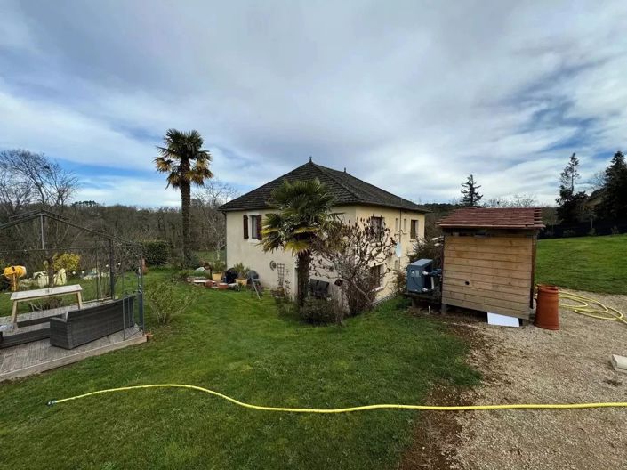 Image No.17-4 Bed House for sale