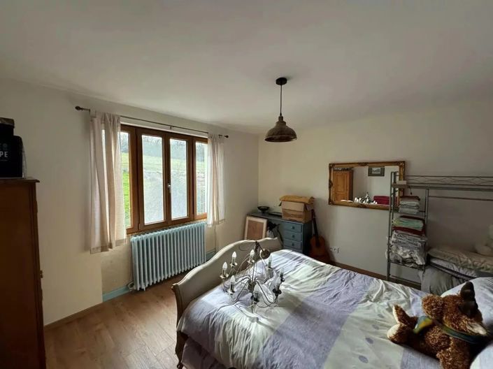 Image No.9-4 Bed House for sale