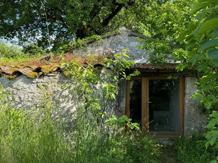 Image No.13-1 Bed House for sale