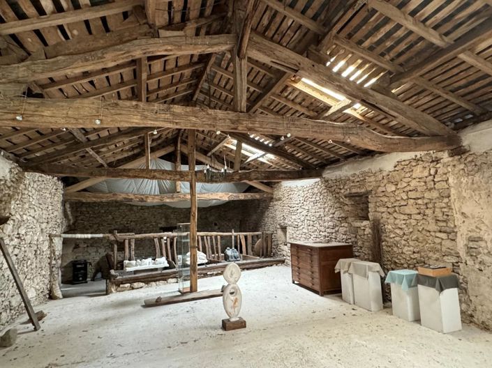 Image No.4-1 Bed House for sale