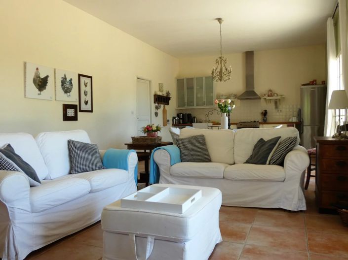 Image No.11-7 Bed House for sale