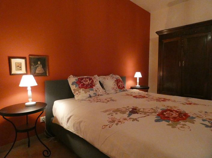 Image No.12-7 Bed House for sale