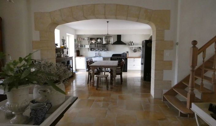 Image No.2-7 Bed House for sale