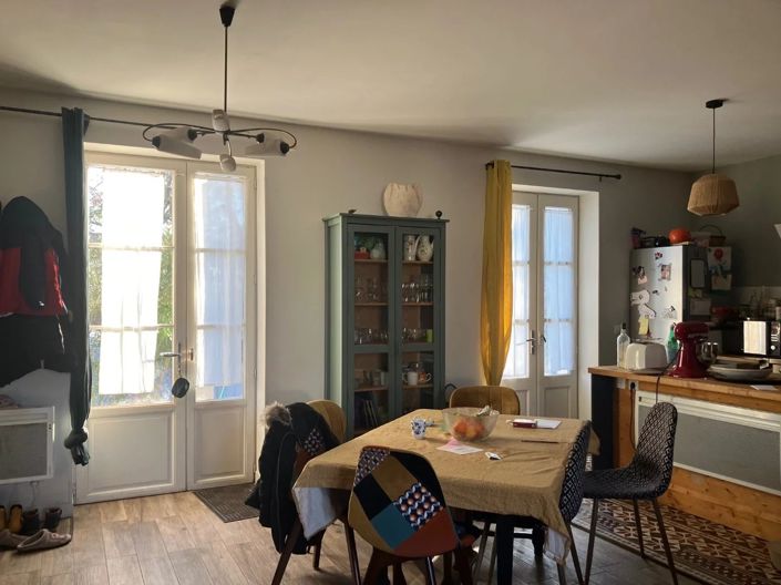 Image No.10-5 Bed House for sale