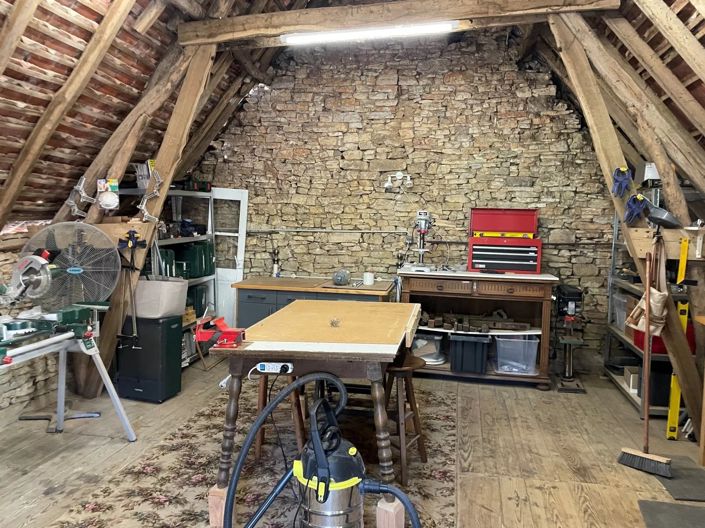 Image No.24-4 Bed House for sale