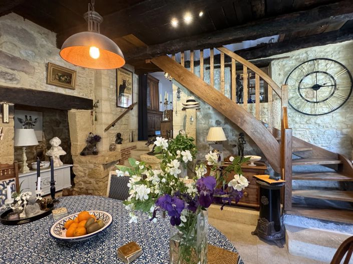 Image No.7-3 Bed House for sale