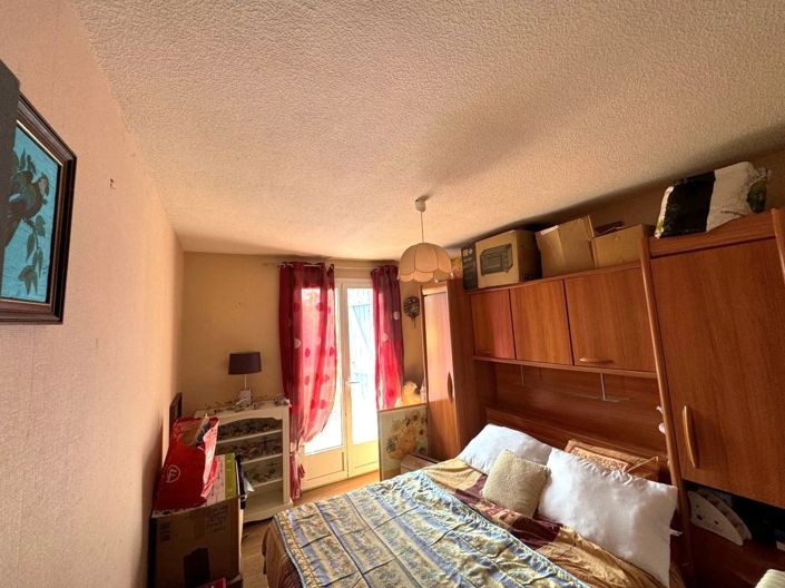 Image No.10-5 Bed House for sale