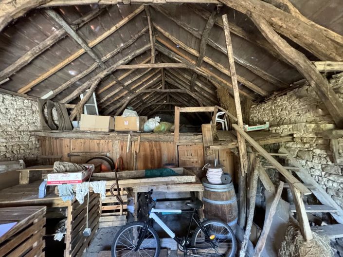 Image No.14-2 Bed House for sale