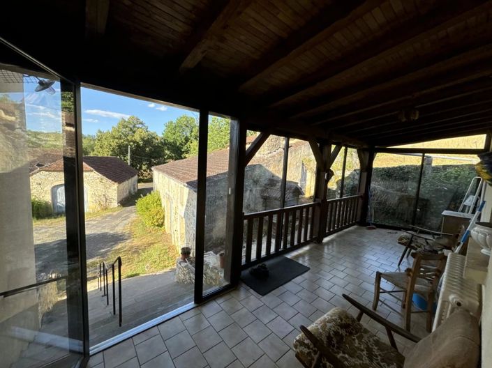 Image No.9-2 Bed House for sale