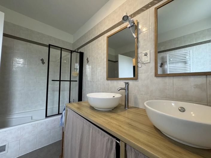 Image No.14-3 Bed House for sale