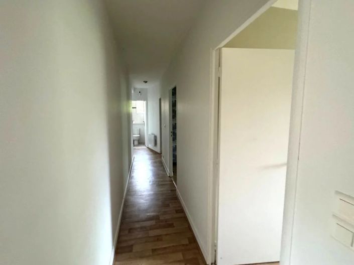 Image No.15-3 Bed House for sale