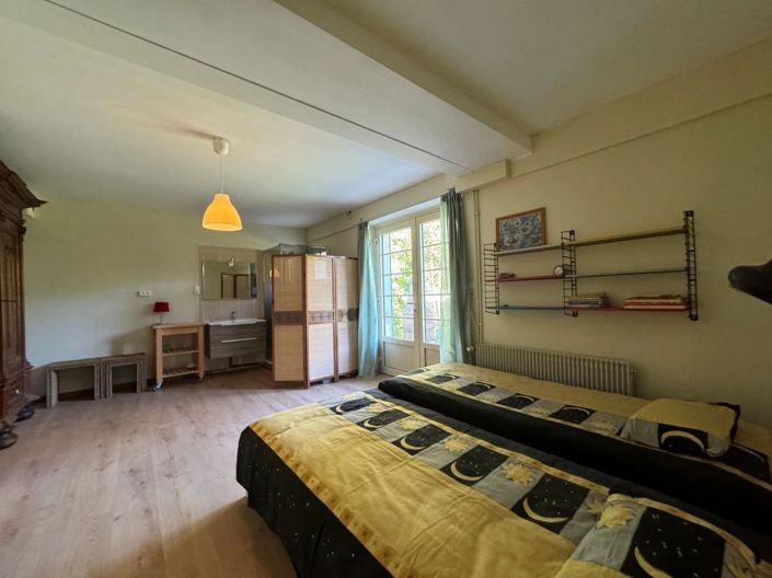 Image No.11-4 Bed House for sale