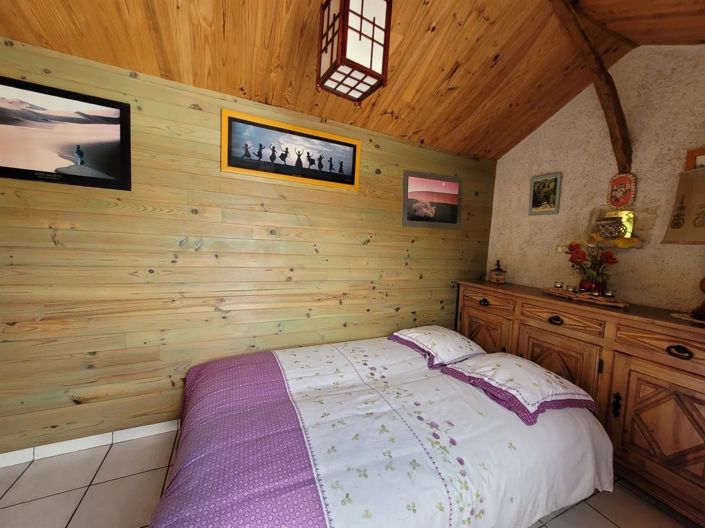 Image No.17-5 Bed House for sale