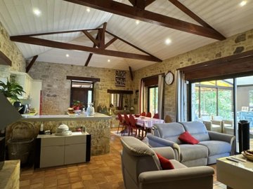 3cf91a870691fbc3e31175412a147e8b8c950be748144