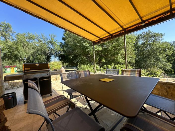 Image No.22-4 Bed House for sale