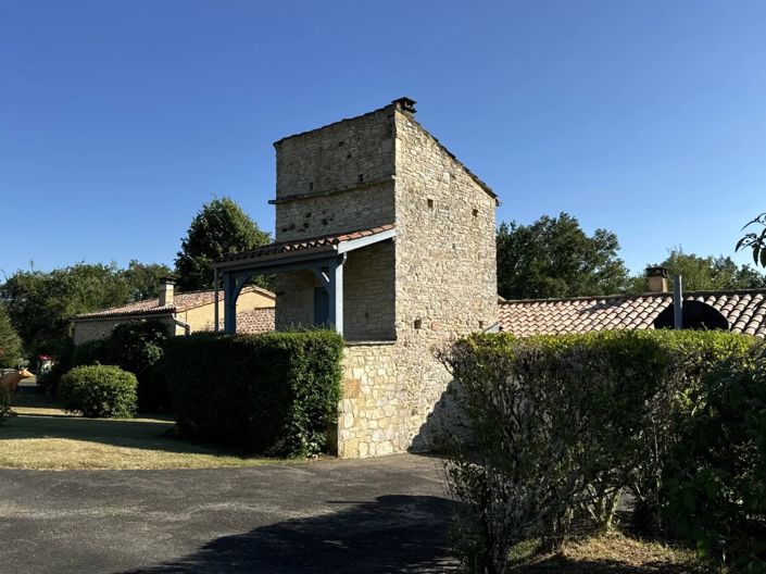 Image No.26-4 Bed House for sale