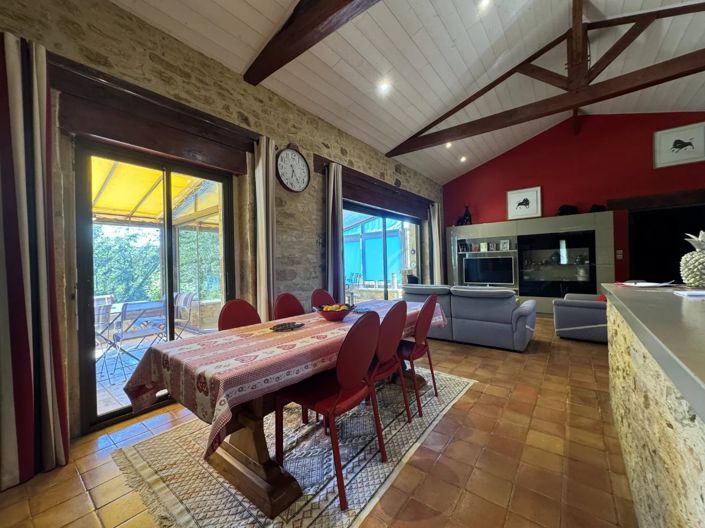 Image No.6-4 Bed House for sale