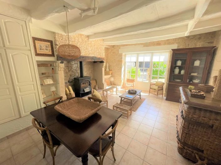 Image No.12-3 Bed House for sale