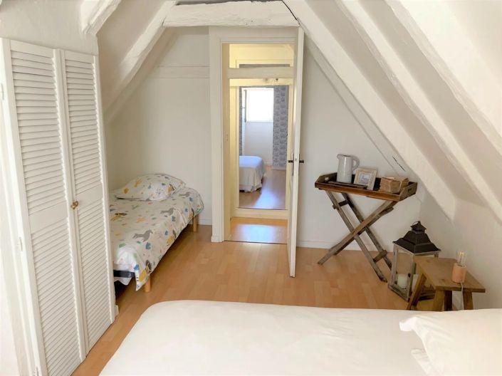 Image No.24-3 Bed House for sale