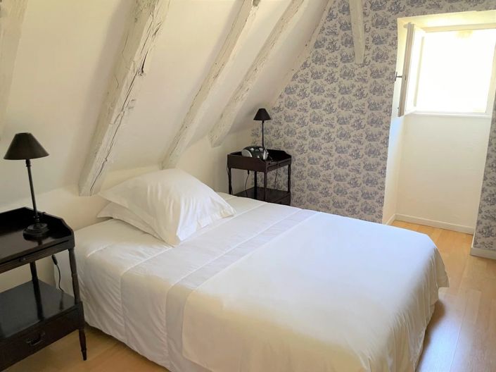 Image No.25-3 Bed House for sale