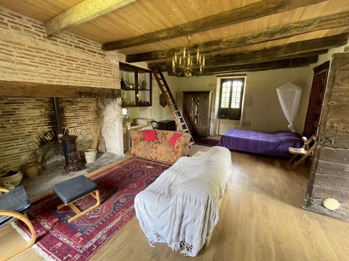 Image No.22-6 Bed House for sale