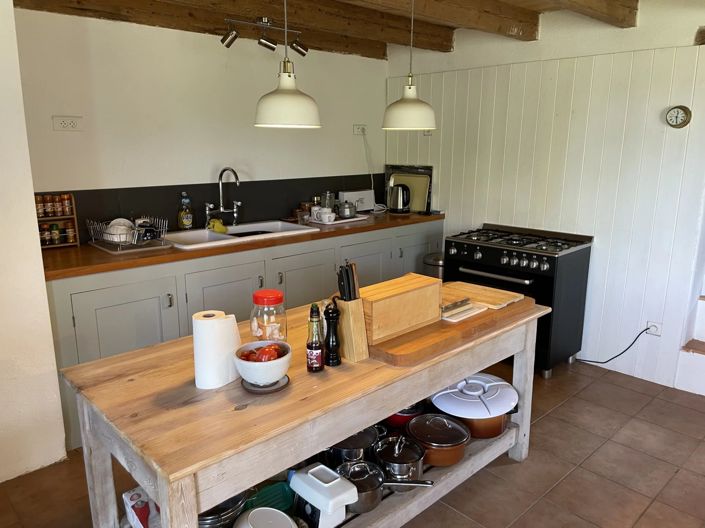 Image No.30-6 Bed House for sale