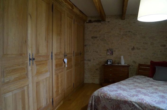 Image No.11-3 Bed House for sale