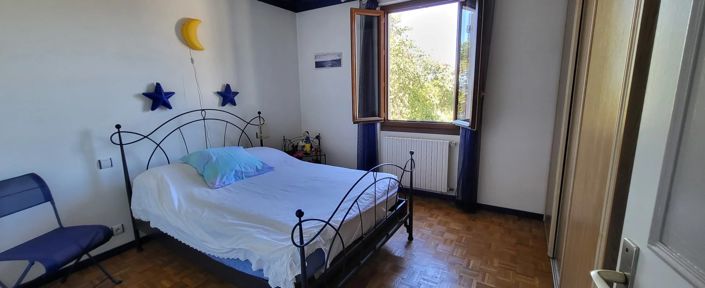 Image No.5-6 Bed House for sale