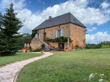 6 Bed House for sale