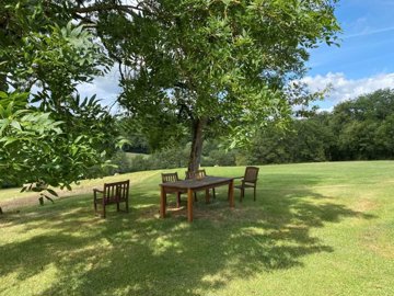 221fbba76c22b542cde507881e880b4f0115382f92144