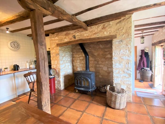 Image No.15-6 Bed House for sale