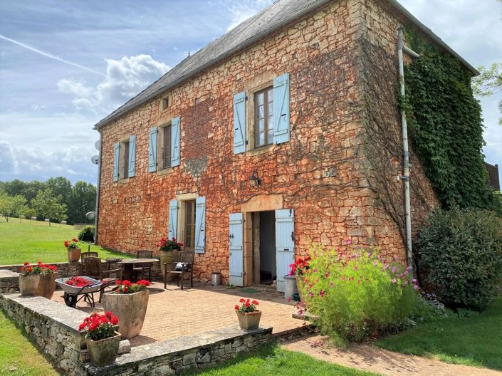 Image No.2-6 Bed House for sale