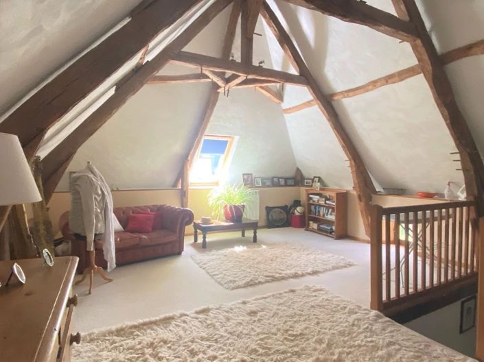 Image No.22-6 Bed House for sale