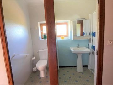 e7335d70b260fdb3c2458073ddb5f7bd57ba4a627d144