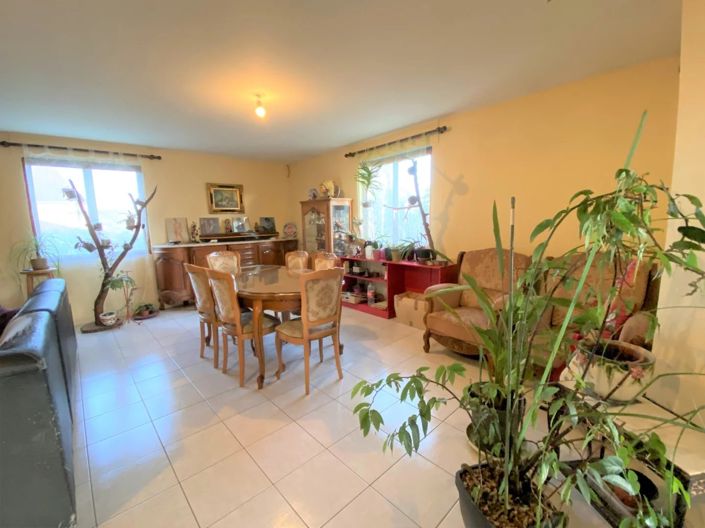 Image No.13-5 Bed House for sale