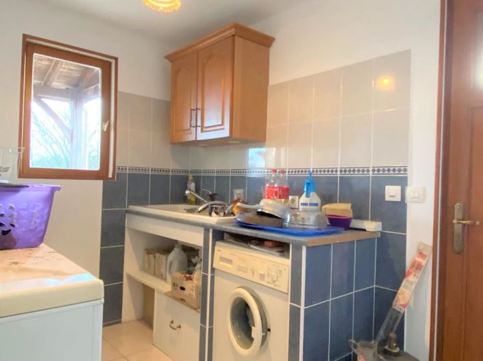 Image No.29-5 Bed House for sale