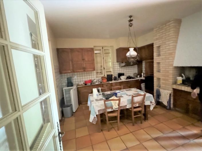 Image No.18-3 Bed House for sale