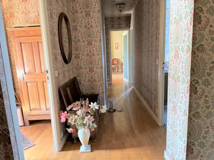 Image No.19-3 Bed House for sale