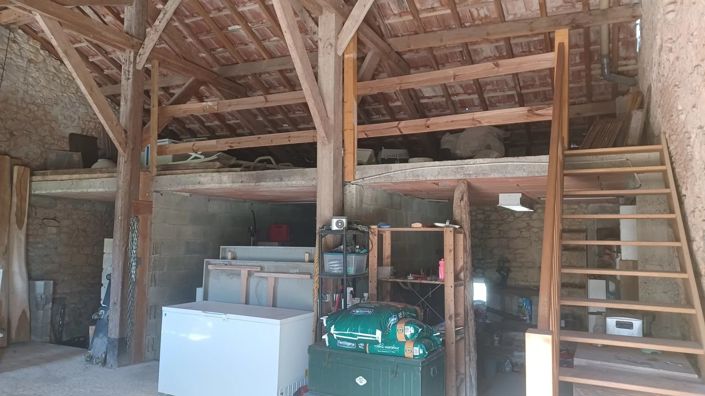 Image No.18-3 Bed House for sale