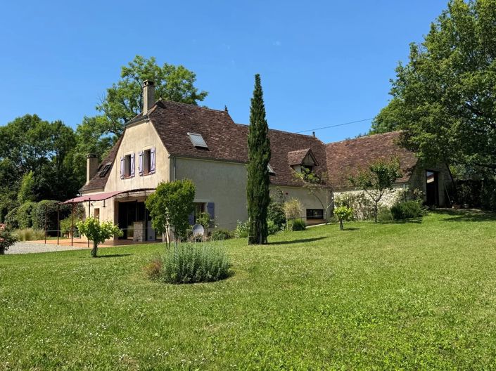 Image No.1-4 Bed House for sale