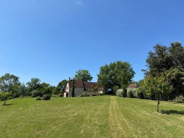 816e38a33f1f00d1422a658026560cc8c090d6976c144