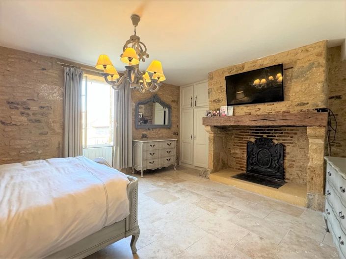 Image No.28-6 Bed House for sale