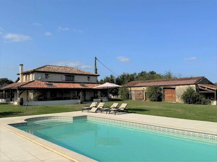 Image No.1-3 Bed House for sale